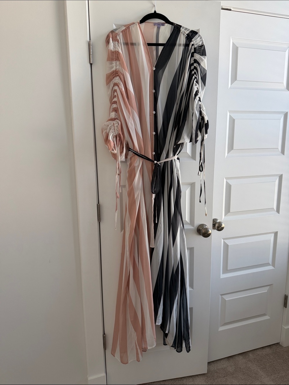 Rouched Sleeve Striped High-Low V-Neck Maxi Duster in Blush and Black